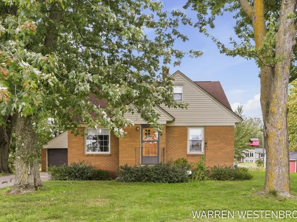 6679 96th Ave, Zeeland, MI 49464