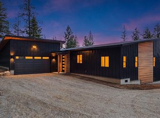 331 Towering Pines Dr, Sagle, ID 83860