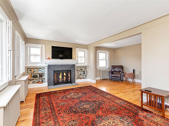 2nd image of 91 Fenimore St