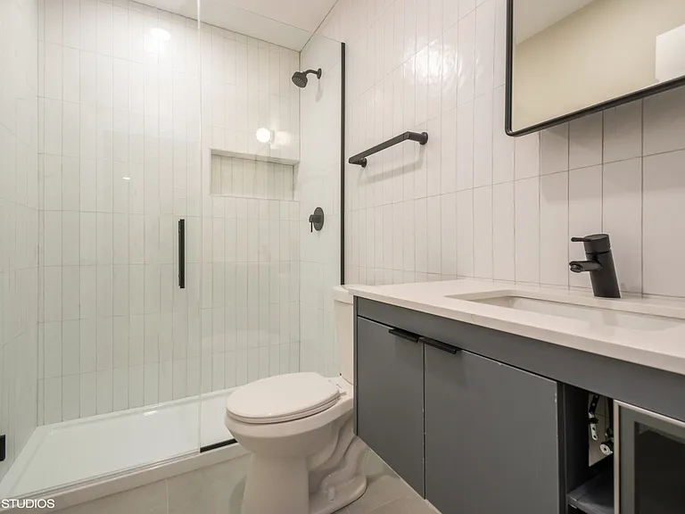 3139 N Francisco Ave #1S — Photo 11