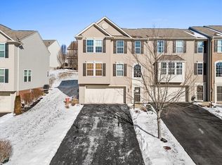 343 Maple Ridge Dr, Canonsburg, PA 15317