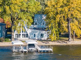 1407 Brooks Ln, Okoboji, IA 51355