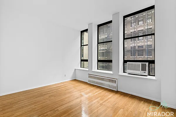 Rented by Mirador Real Estate | media 9