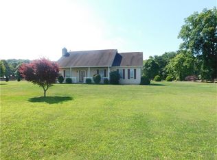 123 Reed Ln, Irwin, PA 15642