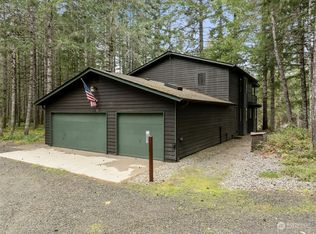 5231 NE Elfendahl Pass Rd, Belfair, WA 98528