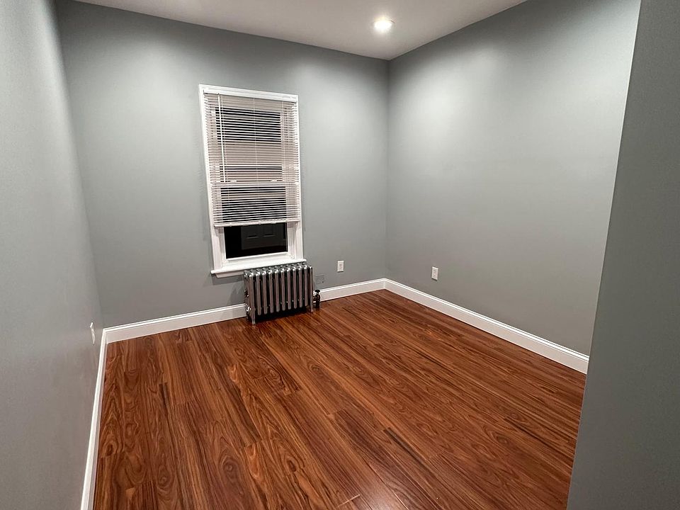 1st image of 541 Prospect St #1