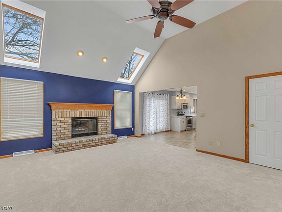 3rd image of 1023 Gulf Rd