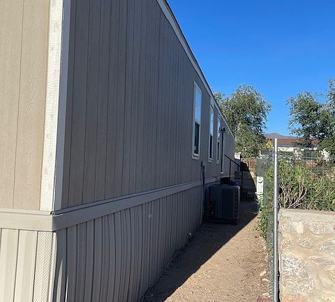 2nd image of 850 Talbot Ave Trailer C10