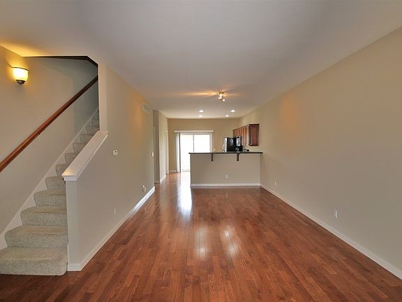 5th image of 11217 Oakwood Dr #46