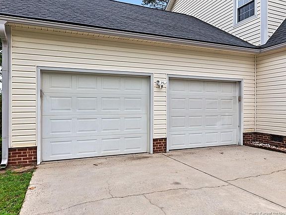 4th image of 8521 Independence Dr