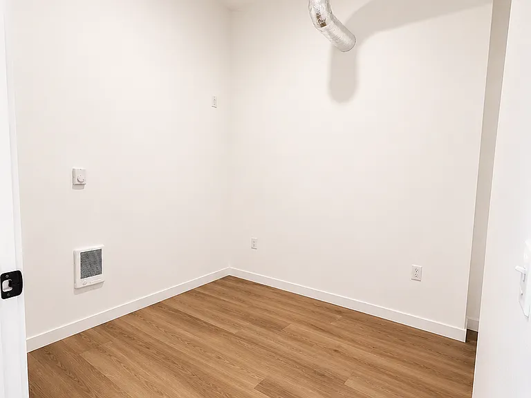 The Gibson Apartment Homes — Photo 19