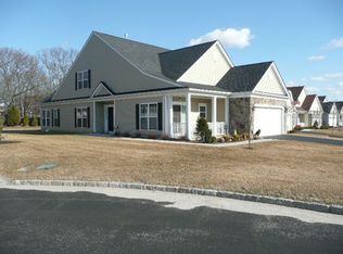 9 Perks Ct, Mount Sinai, NY 11766