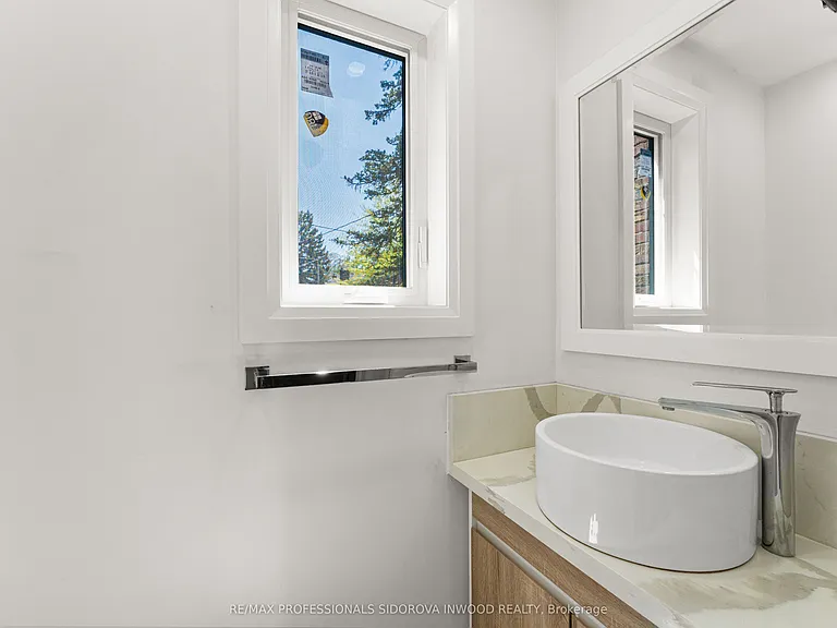 27 Palisades — Photo 9