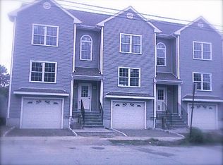 14 Gurdon St, Bridgeport, CT 06606