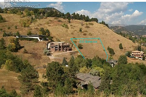 1st image of 233 Bellevue Dr