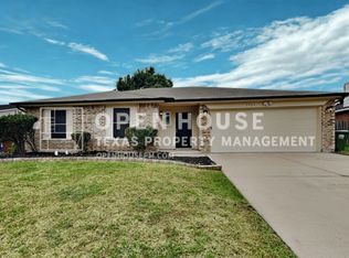 7705 Virgie Ct, Watauga, TX 76148