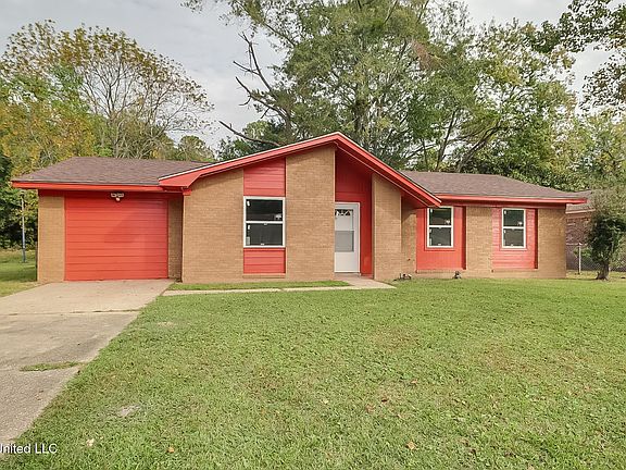 3rd image of 3618 Pentagon Dr