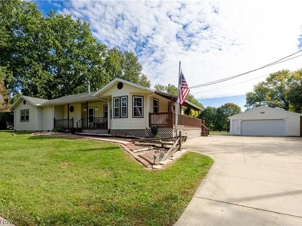 9975 Silvercreek Rd, Wadsworth, OH 44281