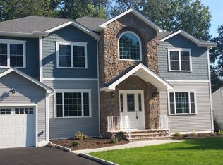 773 Roessner Dr, Union, NJ 07083