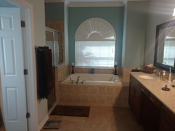 2nd image of 11806 Big Bear Cir
