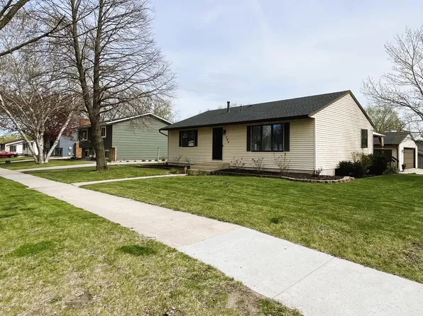 900 22nd St SE, Rochester, MN 55904