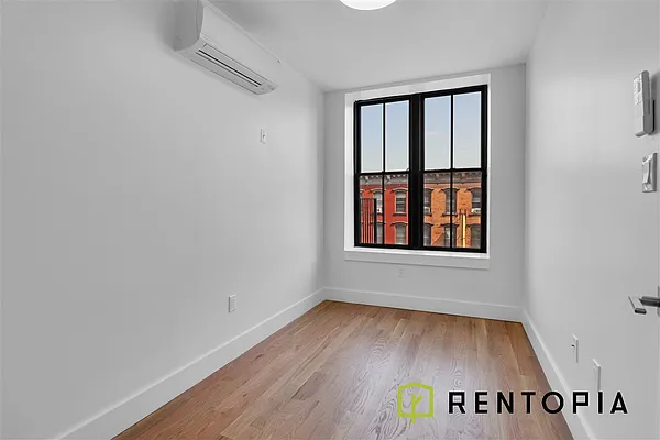 Rented by Rentopia | media 10