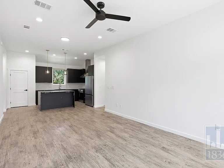 505 Thelma Dr #B — Photo 7