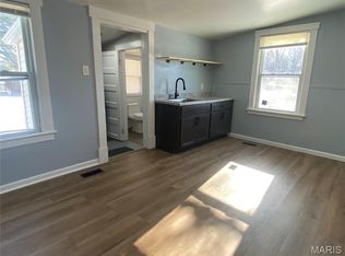 8539 Robin Ave, Saint Louis, MO 63147