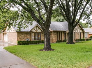 1126 Spring Lake Dr, Duncanville, TX 75137