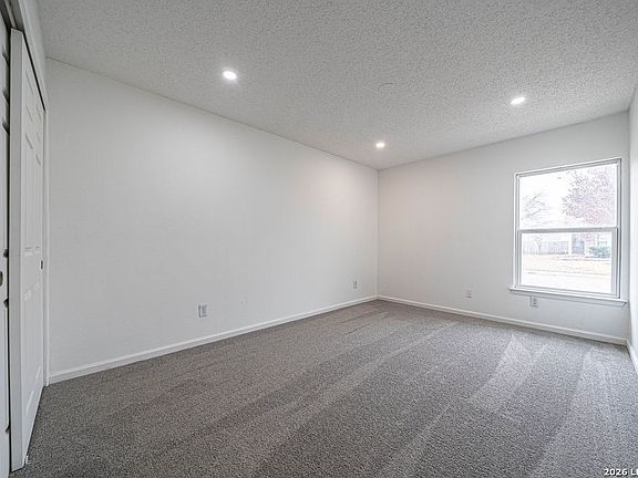 5th image of 9131 Valley Ridge