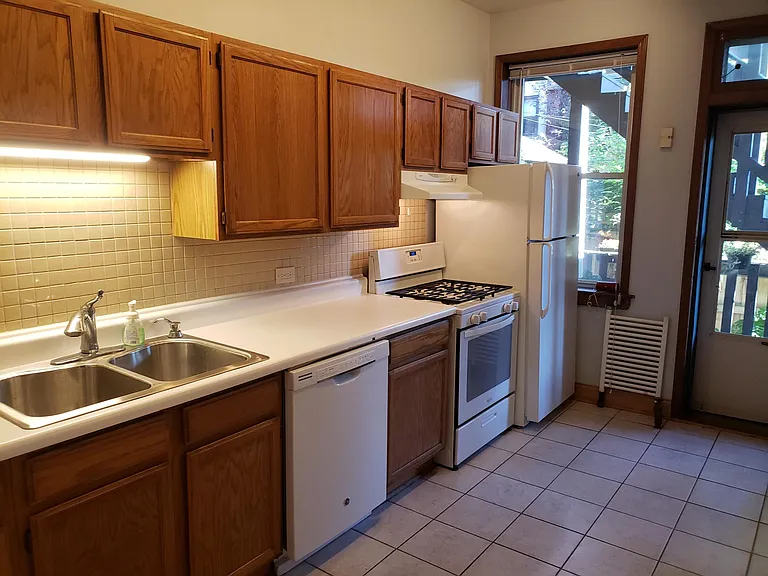 1455 W Leland Ave #1 — Photo 9