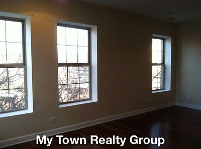 4th image of 3555 W Ainslie St #3