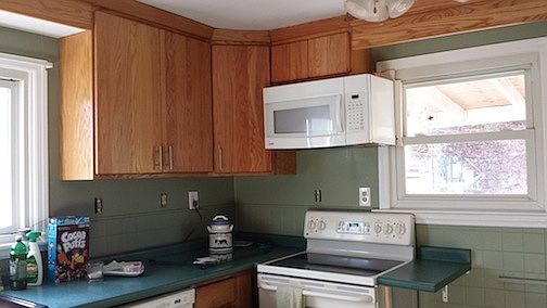 2nd image of 552 Lake Shore Dr