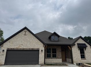 412 Guadeloupe Ln, Springtown, TX 76082