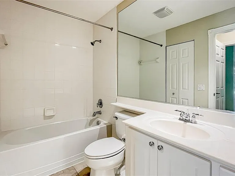 11830 Delfina Ln — Photo 22