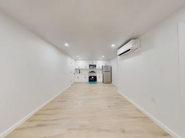 552 East 80th Street image 16 of 25