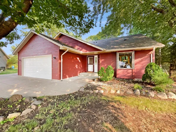 2328 Valley View Ct E, Maplewood, MN 55119