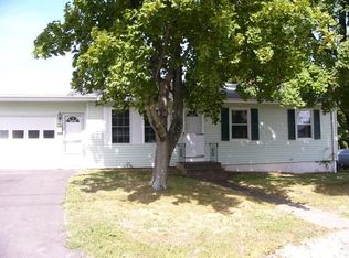 21 Lorraine Ave, Coventry, RI 02816