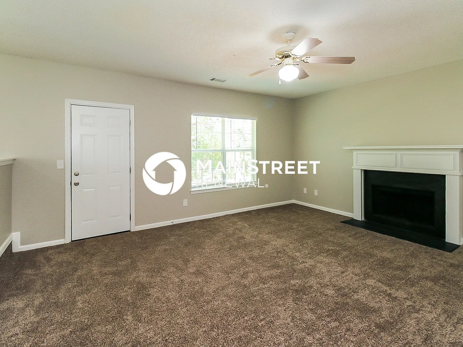 1023 Field View Dr — Photo 4