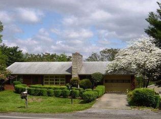 3547 Hershberger Rd NW, Roanoke, VA 24017