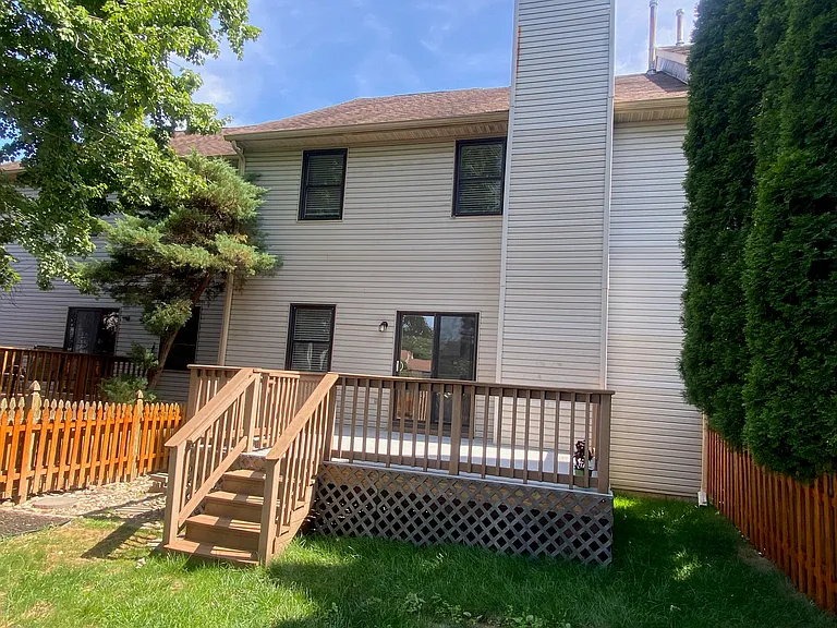 78 Bellwood Dr — Photo 7