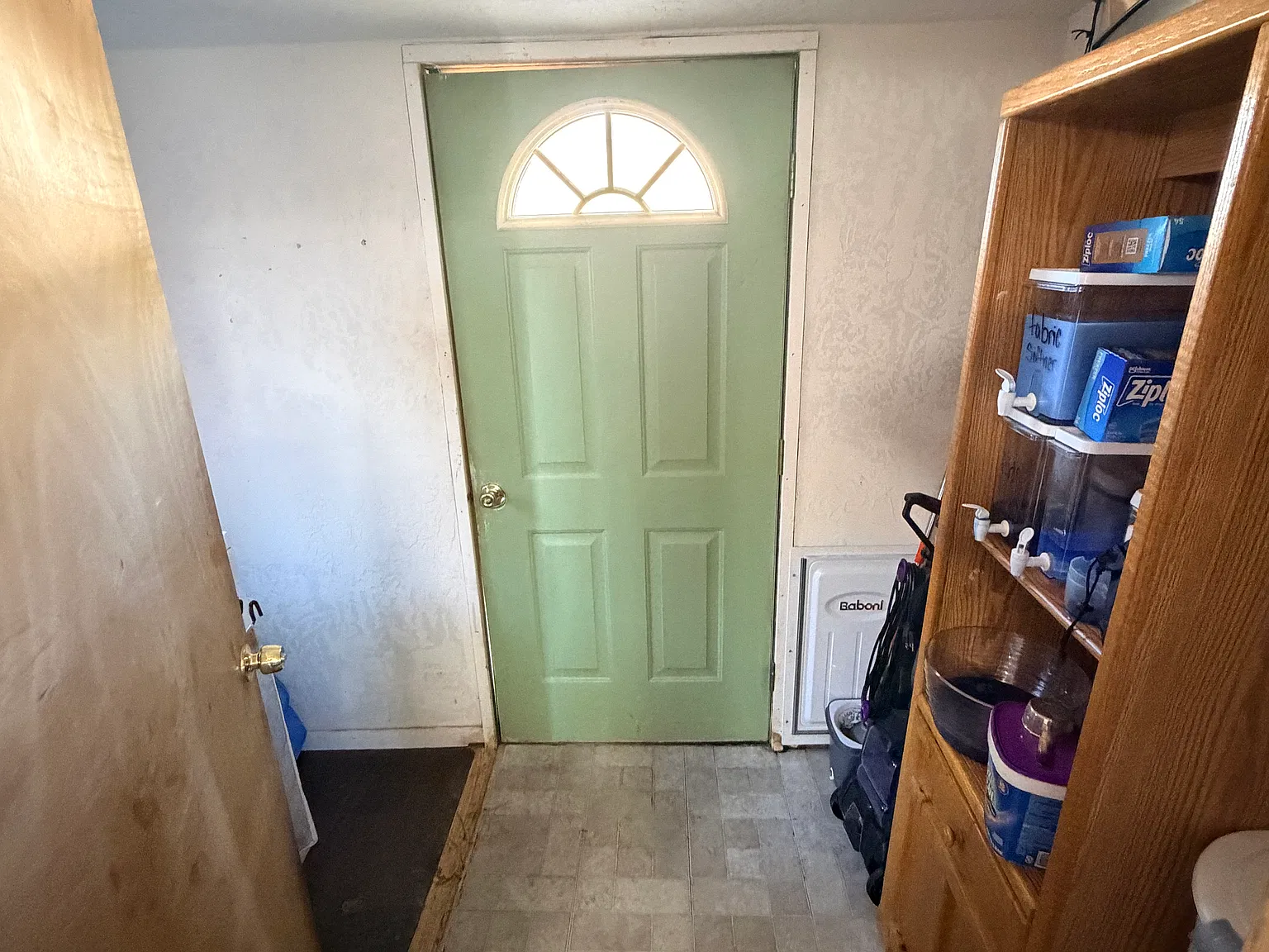 3 bed, 1200 sqft, $1,500 — Photo 4