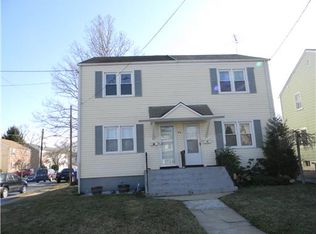 39A Freeman St, Woodbridge, NJ 07095