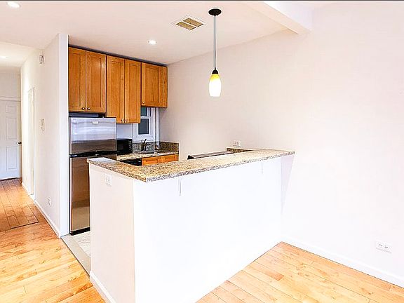 2nd image of 522 E 85th St APT 5E