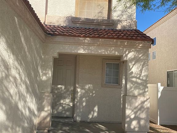 2nd image of 6655 Majestic Pearl Pl