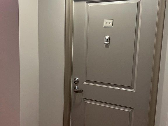 2nd image of 1021 N Garfield St APT 112