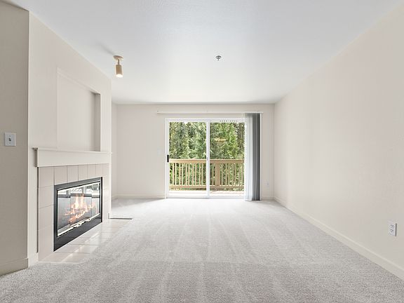 5th image of 7711 NE 175th St Unit B206