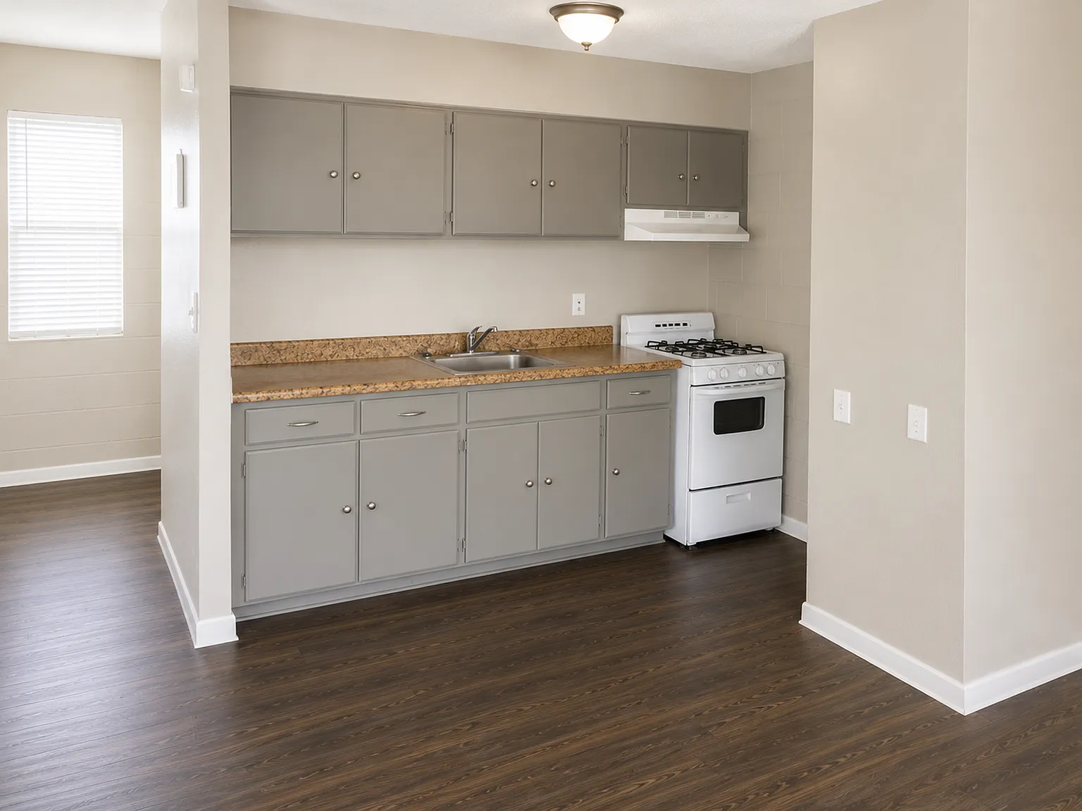 Casa Del Sol Apartments — Photo 2
