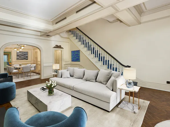 333 East 51st Street image 3 of 17