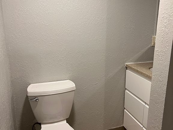 4th image of 120 Locust St #7